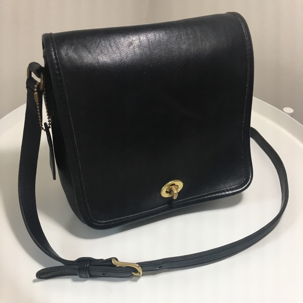 Coach Crossbody in Black Leather - Vintage